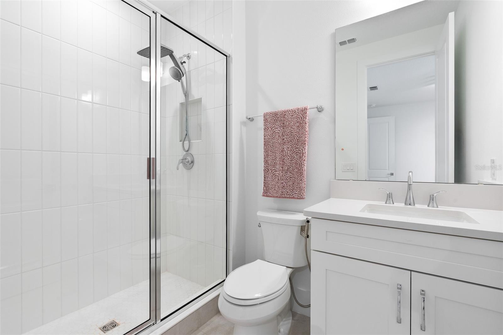 Image 33 of 46 For 13235 Tollcross Way