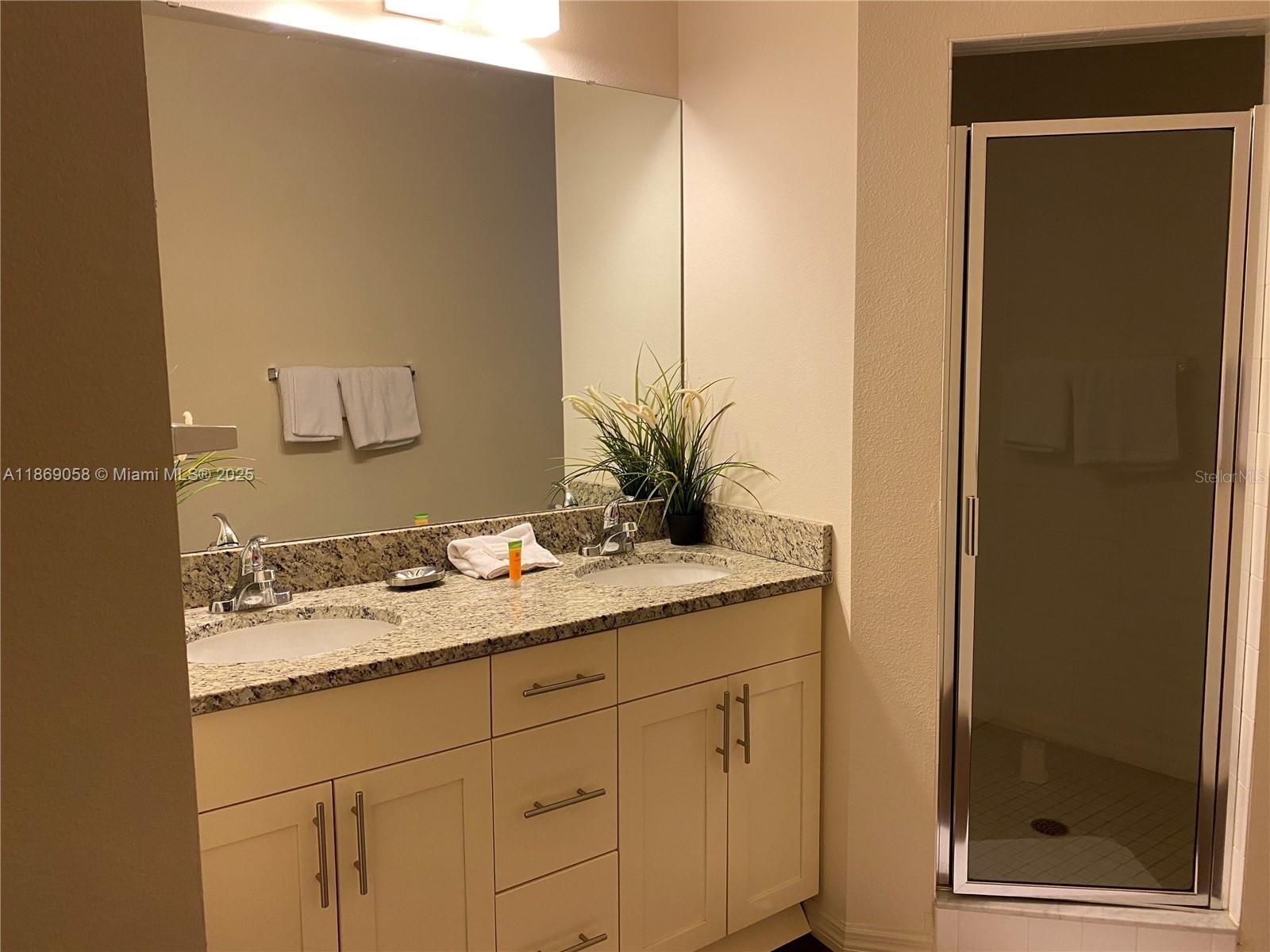 Image 4 of 19 For 3209 Gold Lane