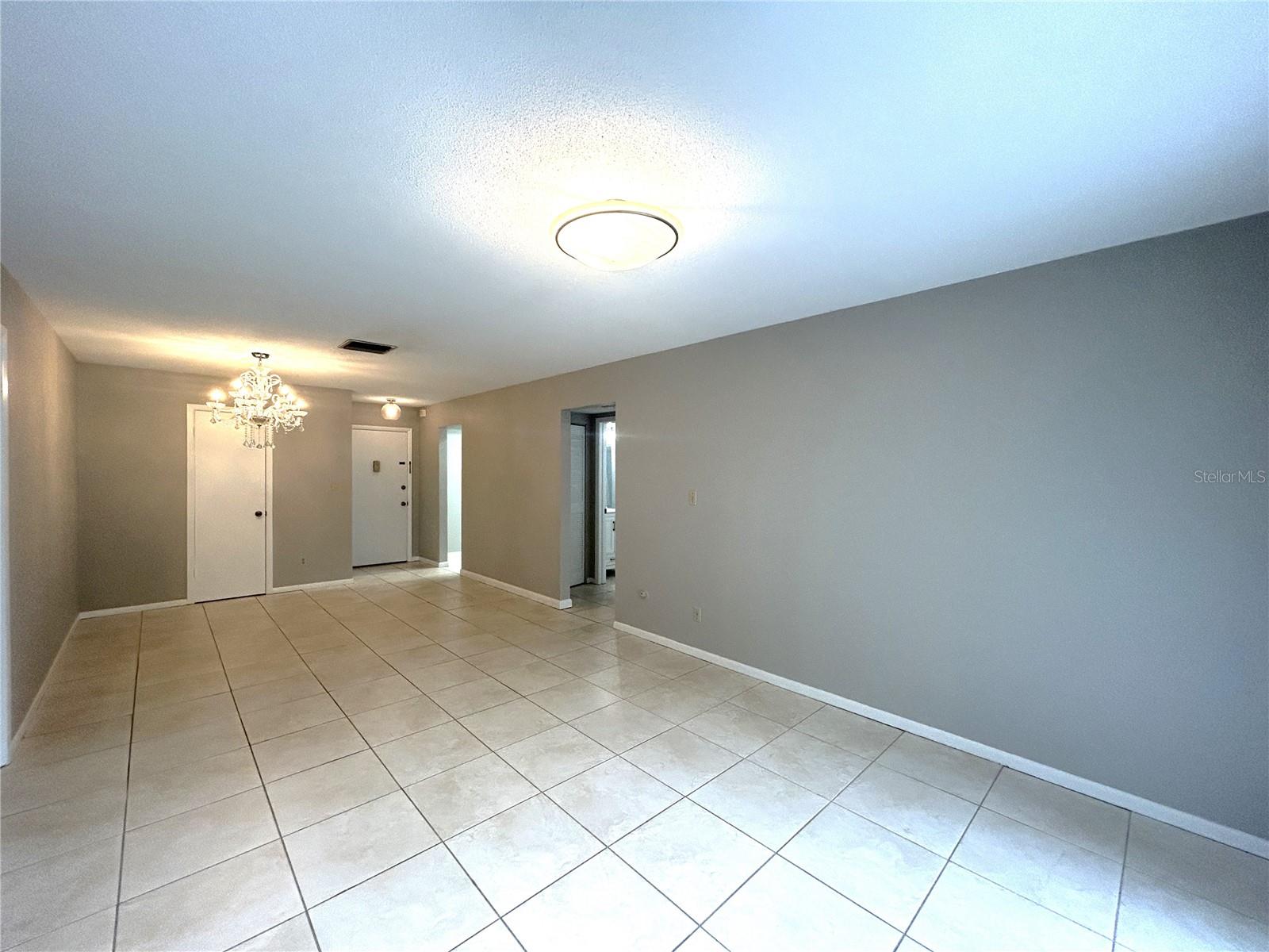 Image 6 of 18 For 4611 Fig Street 1
