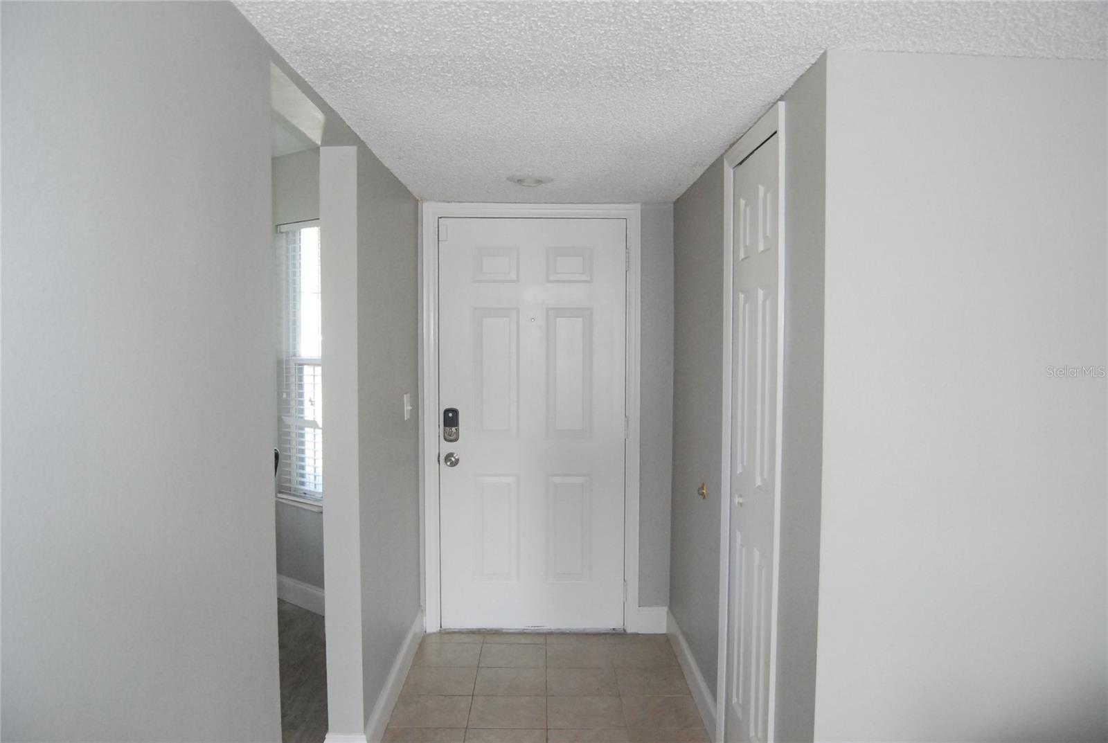 Image 5 of 21 For 2211 Coach House Blvd Boulevard 307