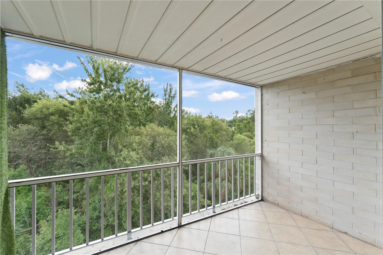 Image 13 of 24 For 1250 Denning Drive 233