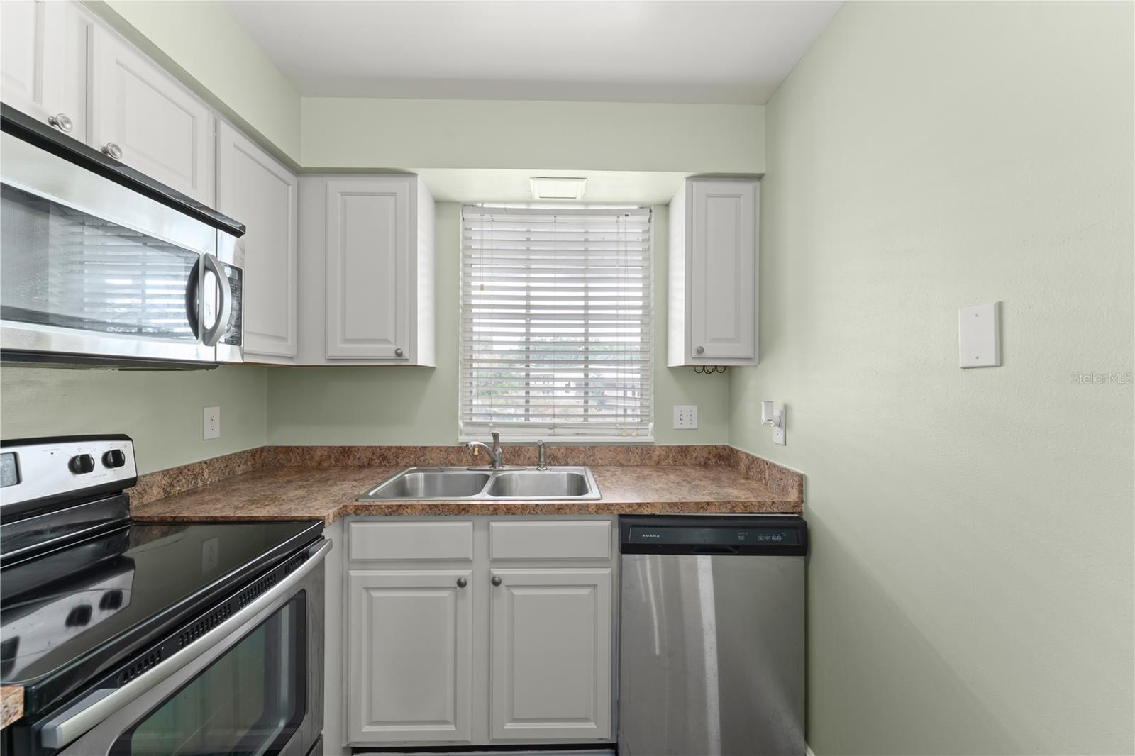 Image 5 of 24 For 1250 Denning Drive 233