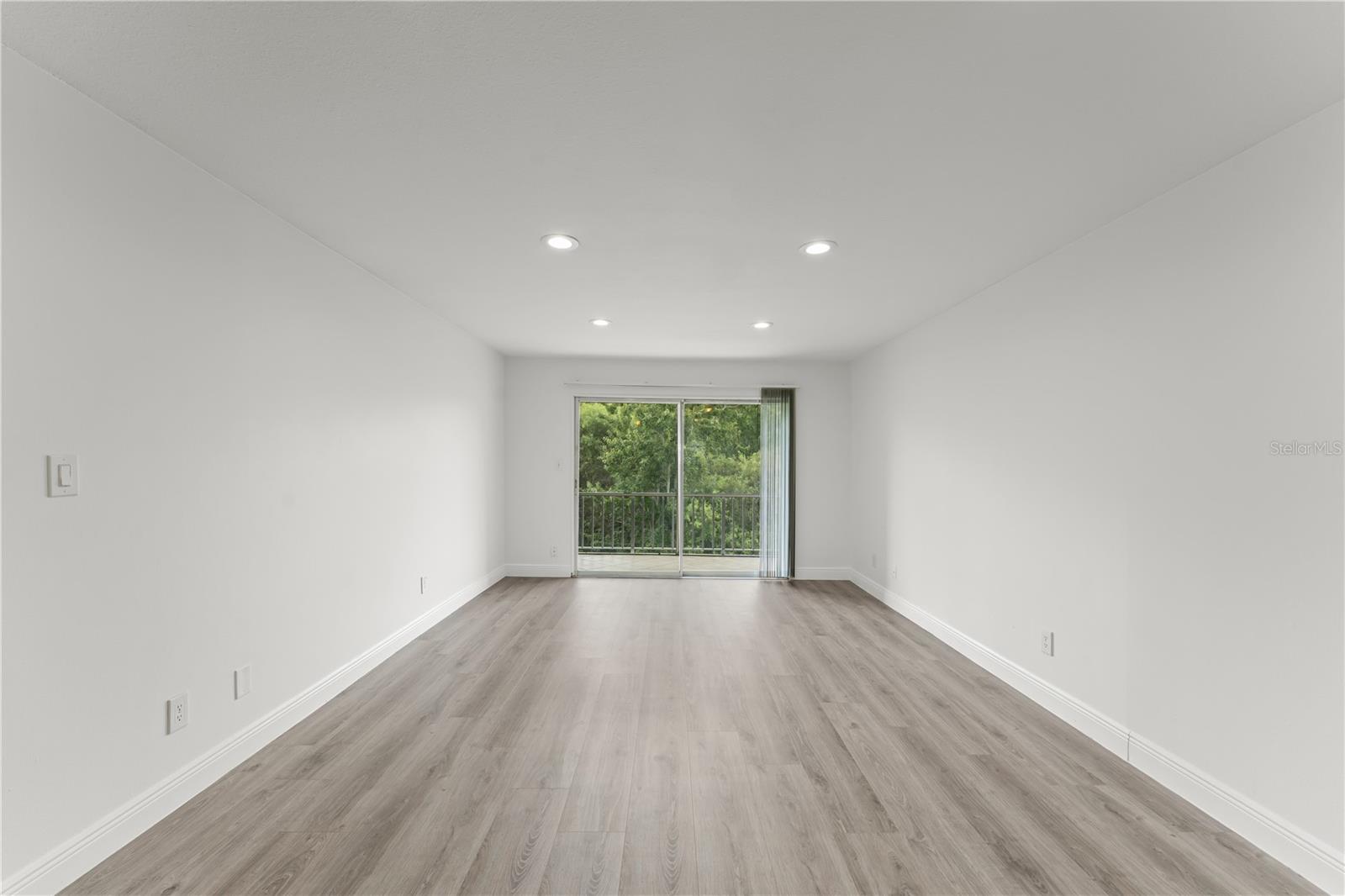 Image 6 of 24 For 1250 Denning Drive 233