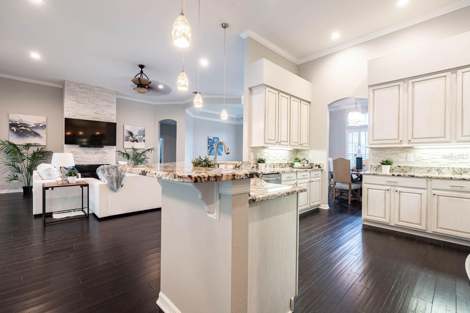 Image 18 of 65 For 5311 Bay Side Drive