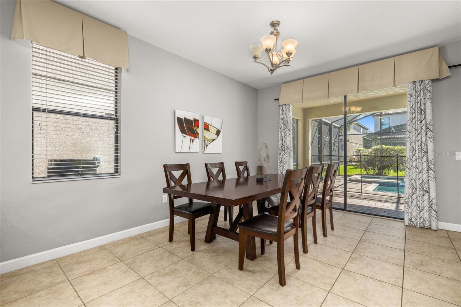 Image 11 of 87 For 1471 Moon Valley Drive