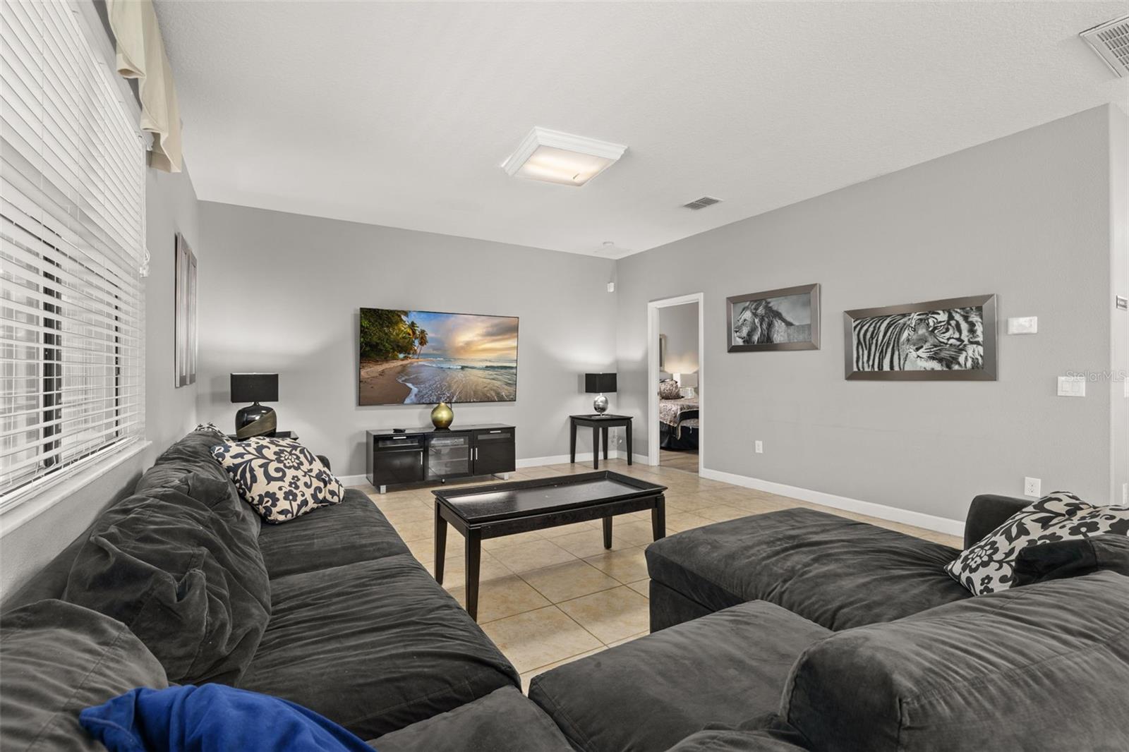 Image 12 of 87 For 1471 Moon Valley Drive