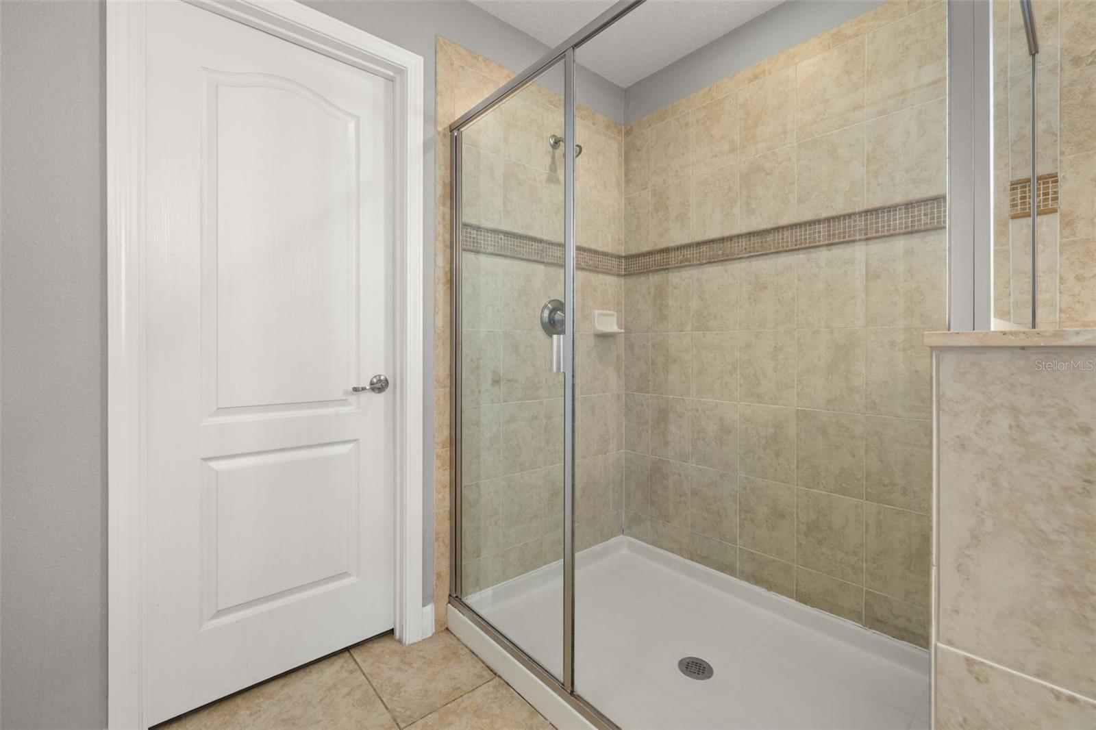 Image 43 of 87 For 1471 Moon Valley Drive