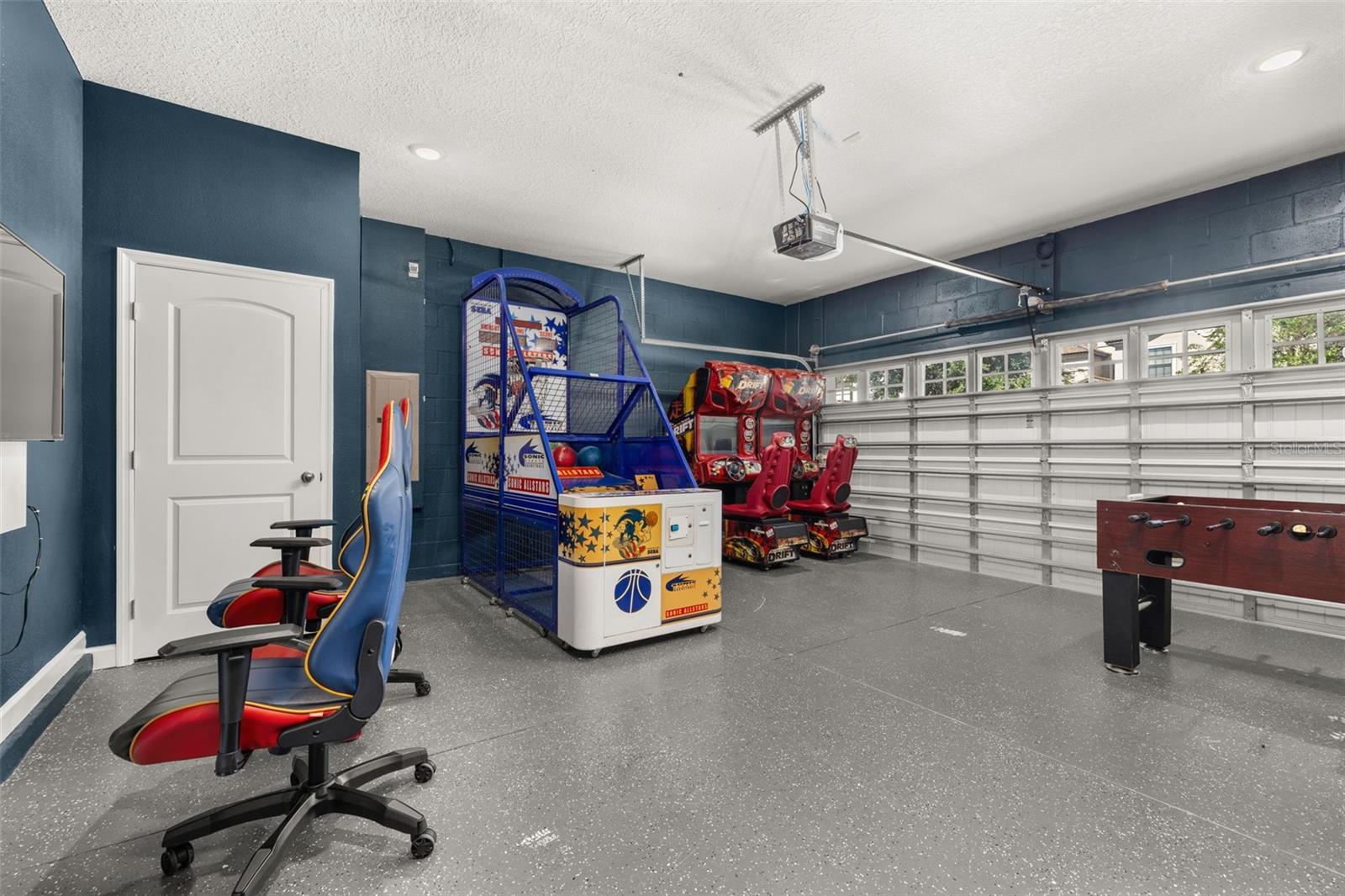 Image 44 of 87 For 1471 Moon Valley Drive