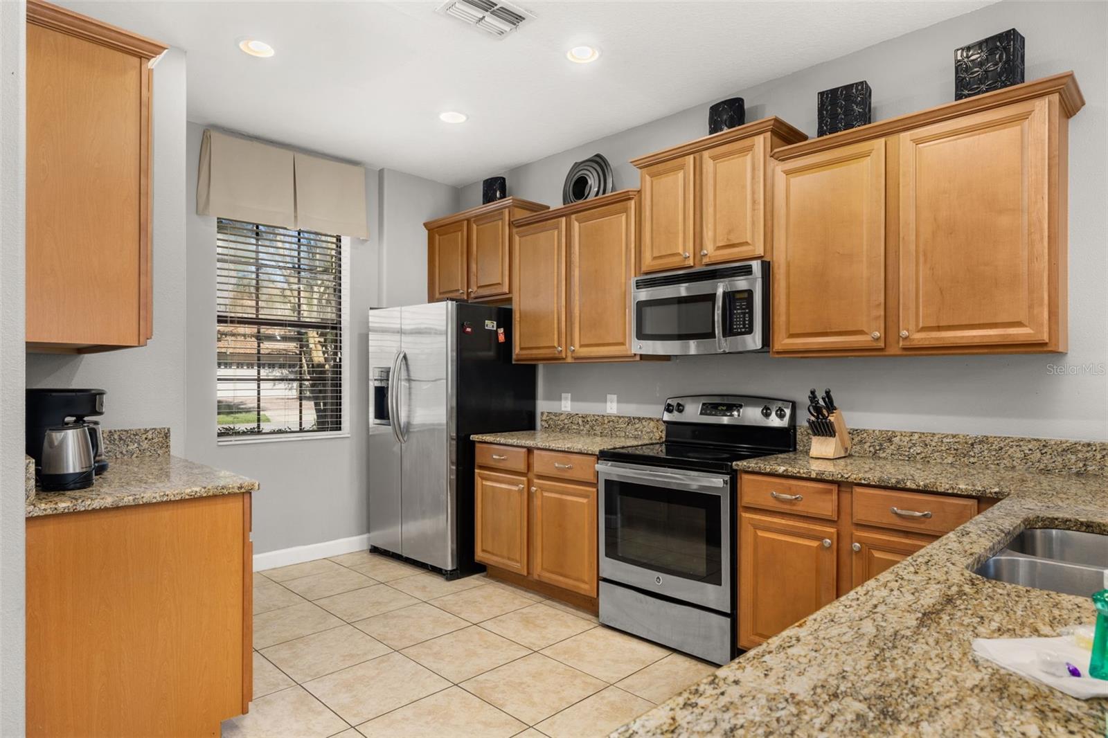 Image 8 of 87 For 1471 Moon Valley Drive