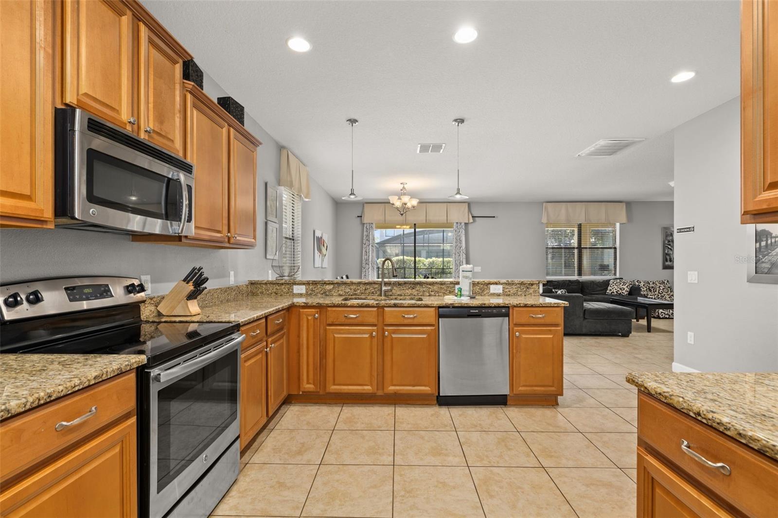 Image 9 of 87 For 1471 Moon Valley Drive
