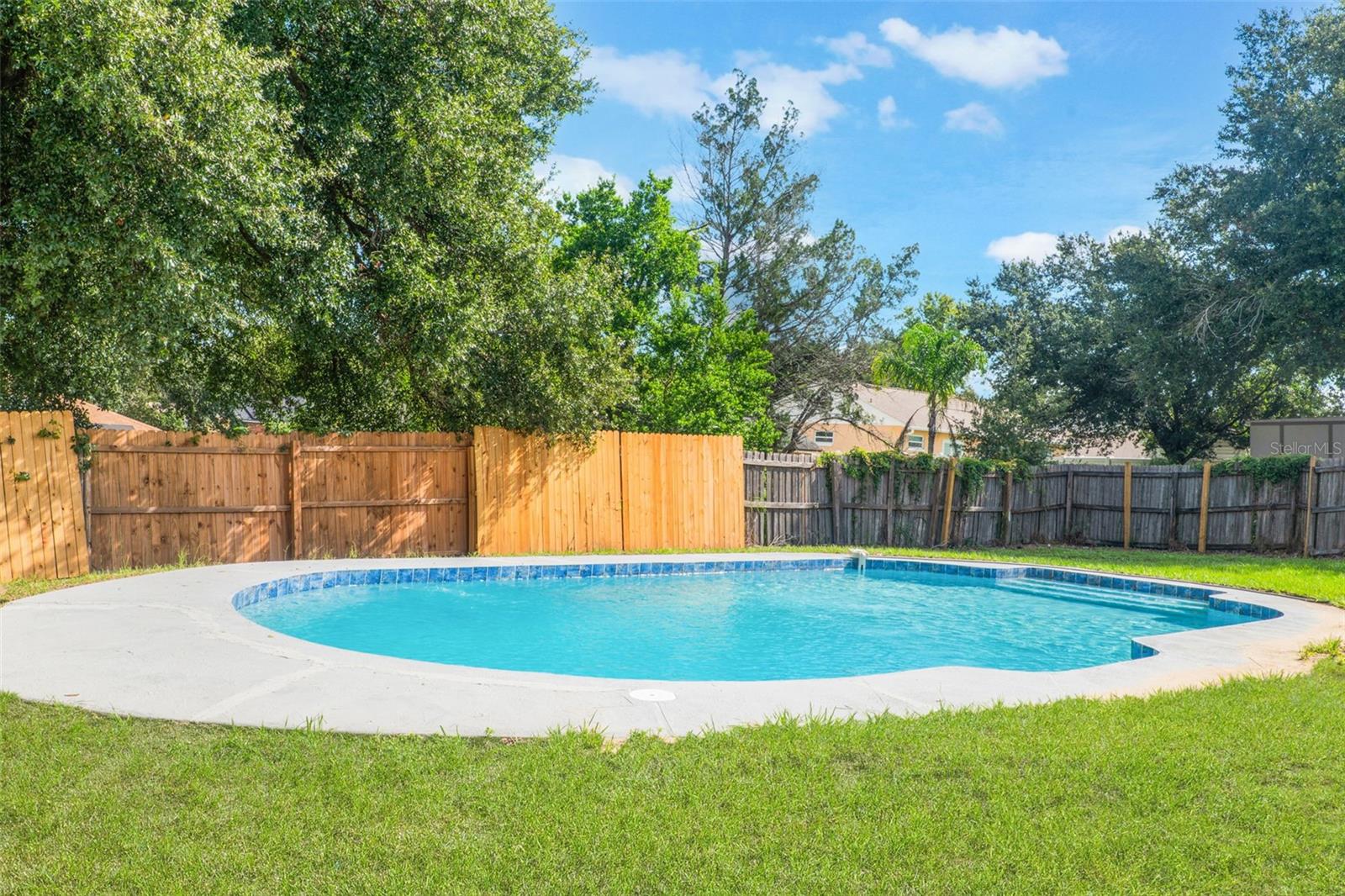 Image 32 of 40 For 6429 Jennifer Jean Drive