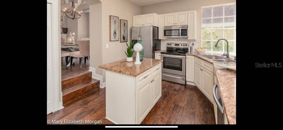 Image 4 of 33 For 2750 Mystic Cove Drive