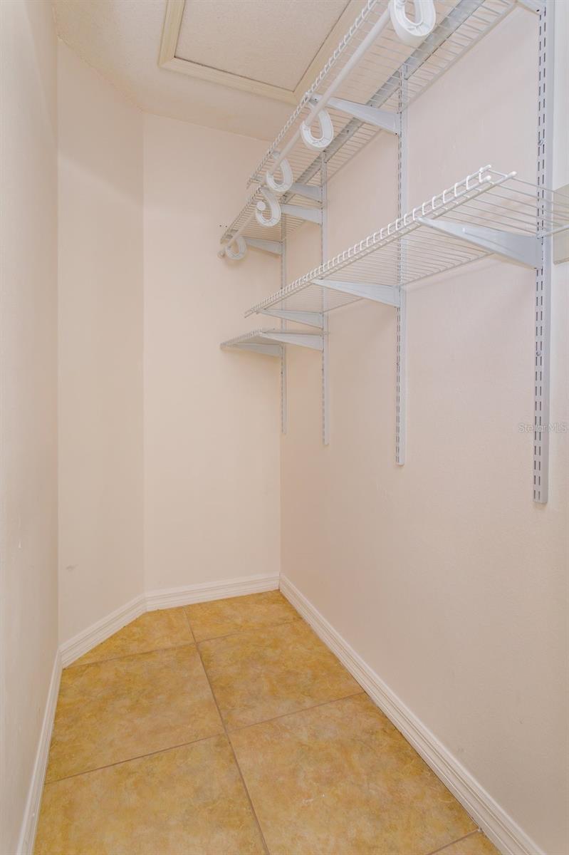 Image 17 of 23 For 900 Sykes Ct  108