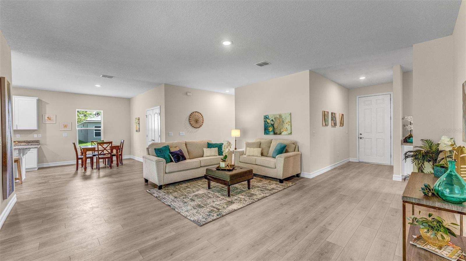 Image 7 of 49 For 2699 161st Loop