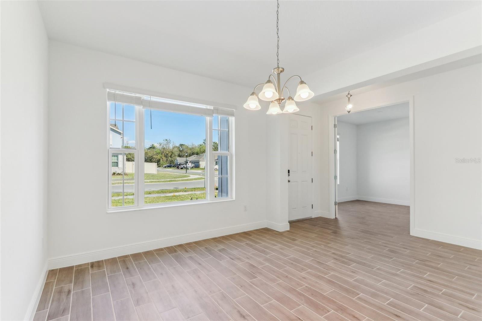 Image 5 of 22 For 5000 Northern Dove Avenue