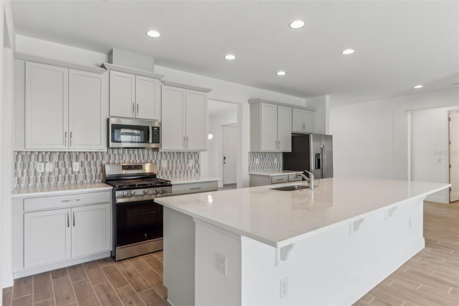 Image 6 of 22 For 5000 Northern Dove Avenue