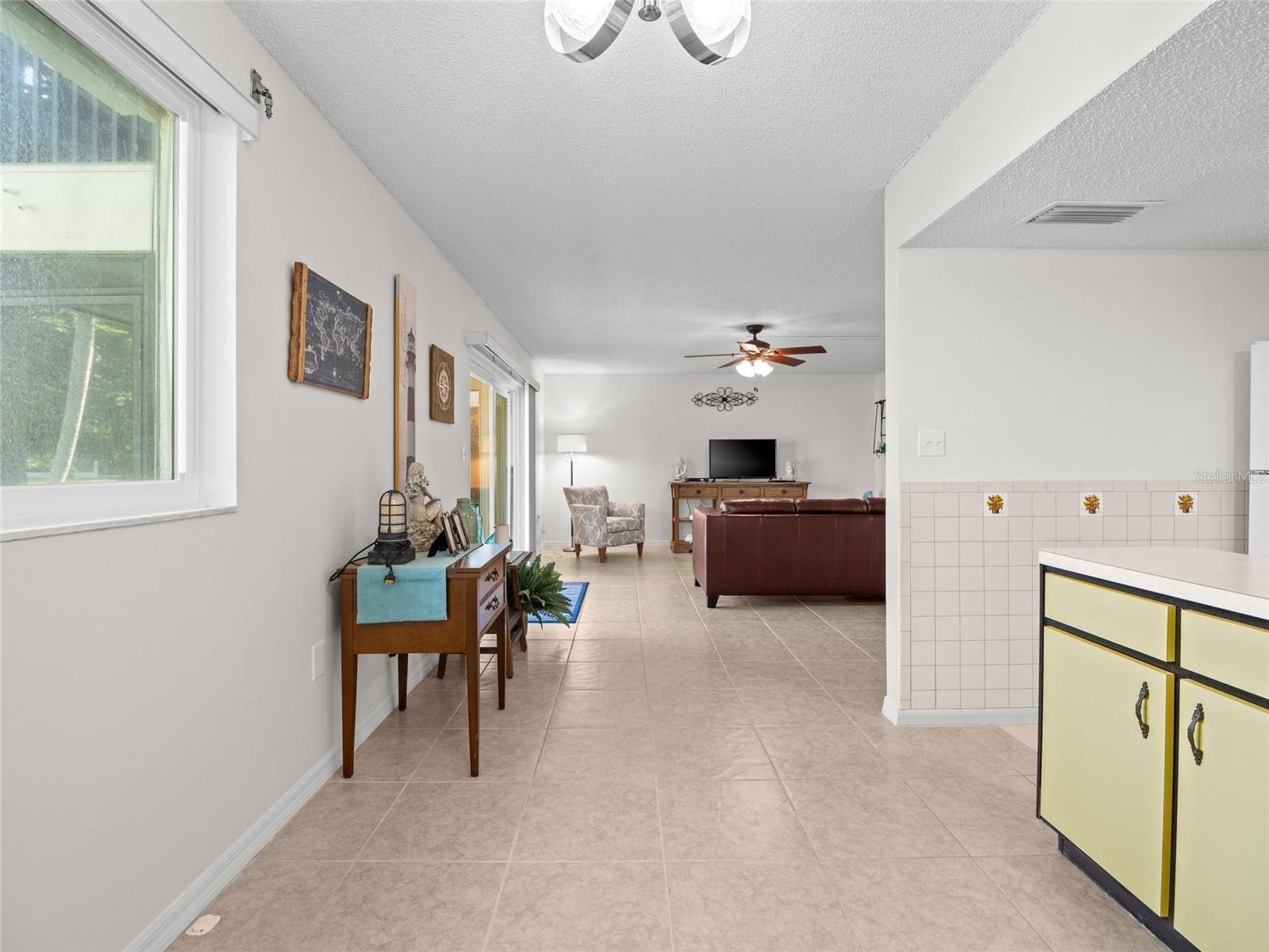 Image 10 of 37 For 5801 Atlantic Avenue 501