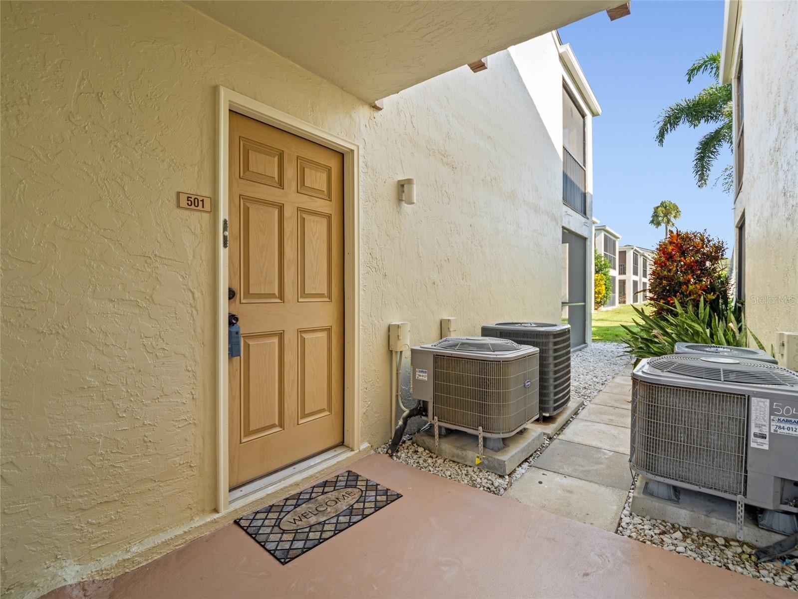 Image 2 of 37 For 5801 Atlantic Avenue 501