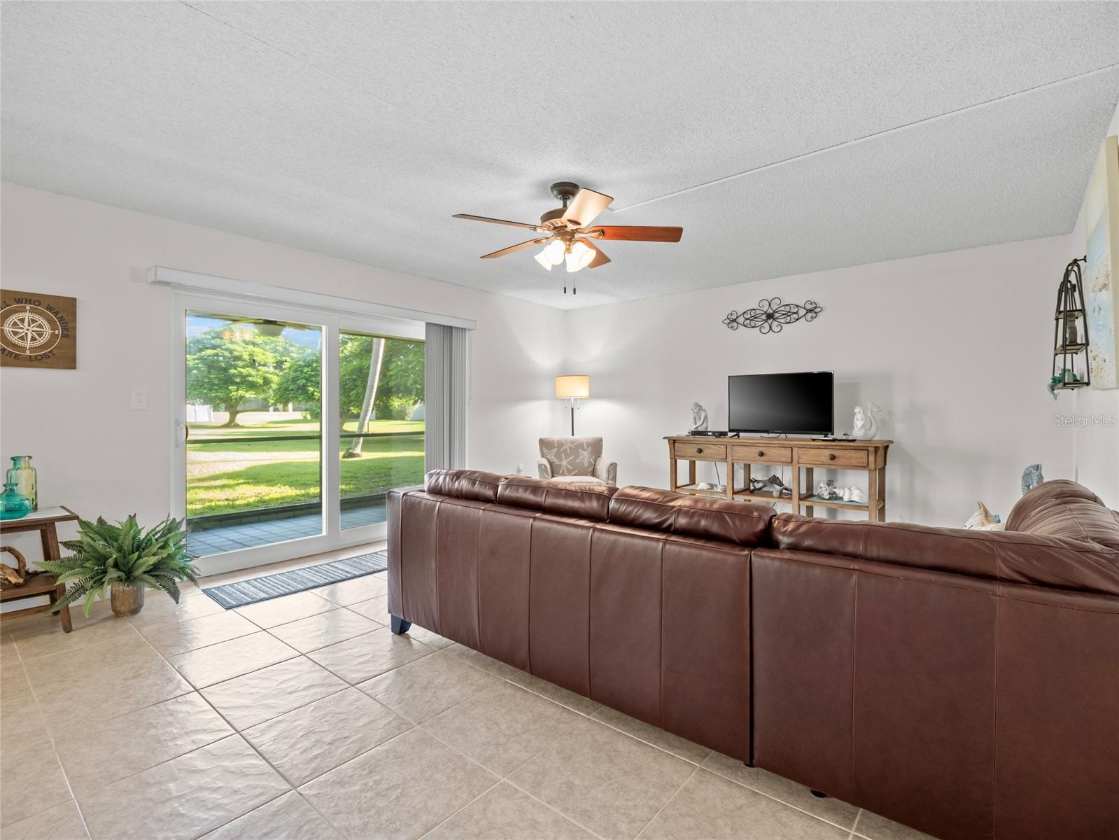 Image 6 of 37 For 5801 Atlantic Avenue 501