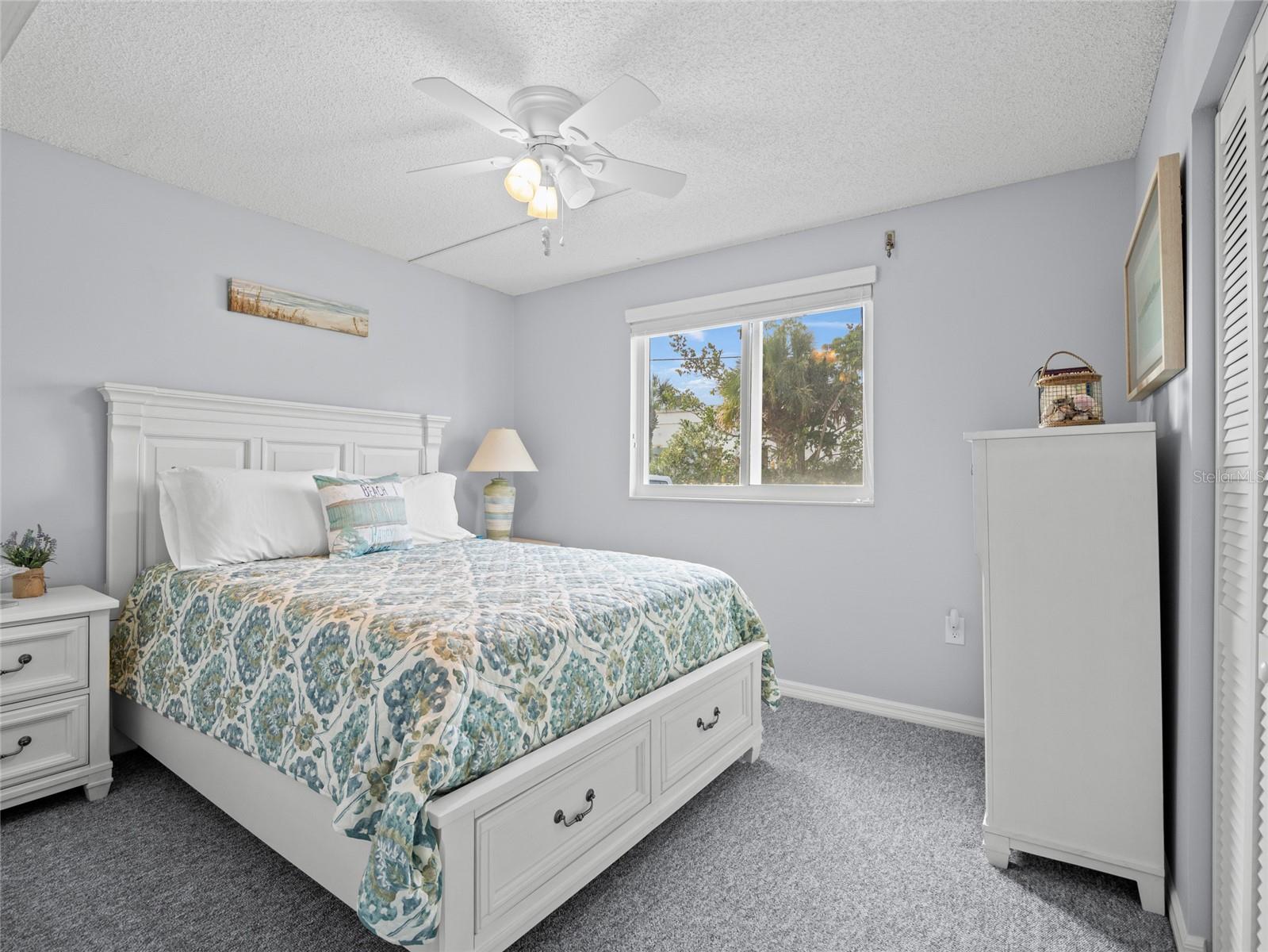 Image 9 of 37 For 5801 Atlantic Avenue 501