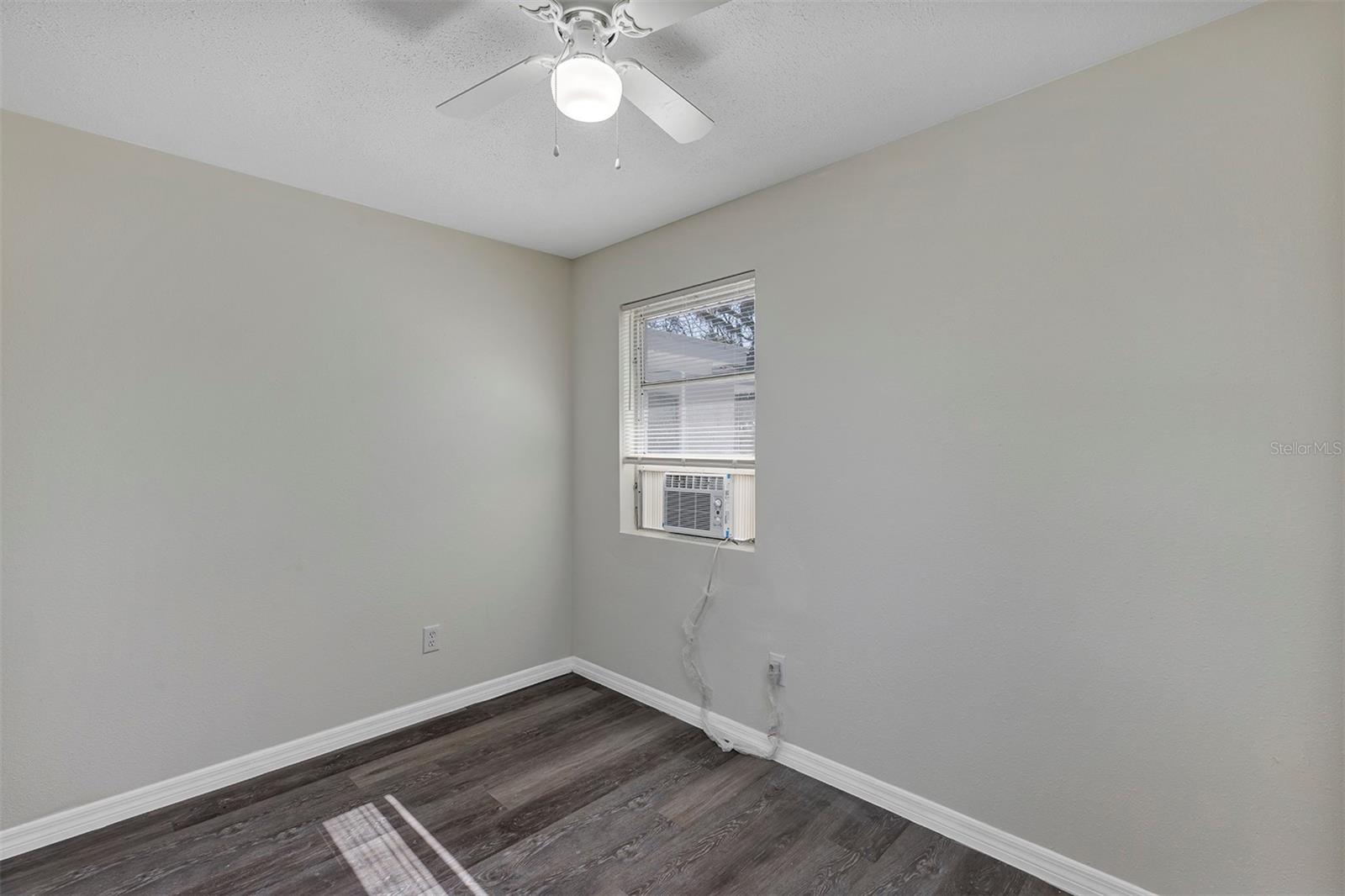 Image 13 of 13 For 751 Bellevue Avenue 4