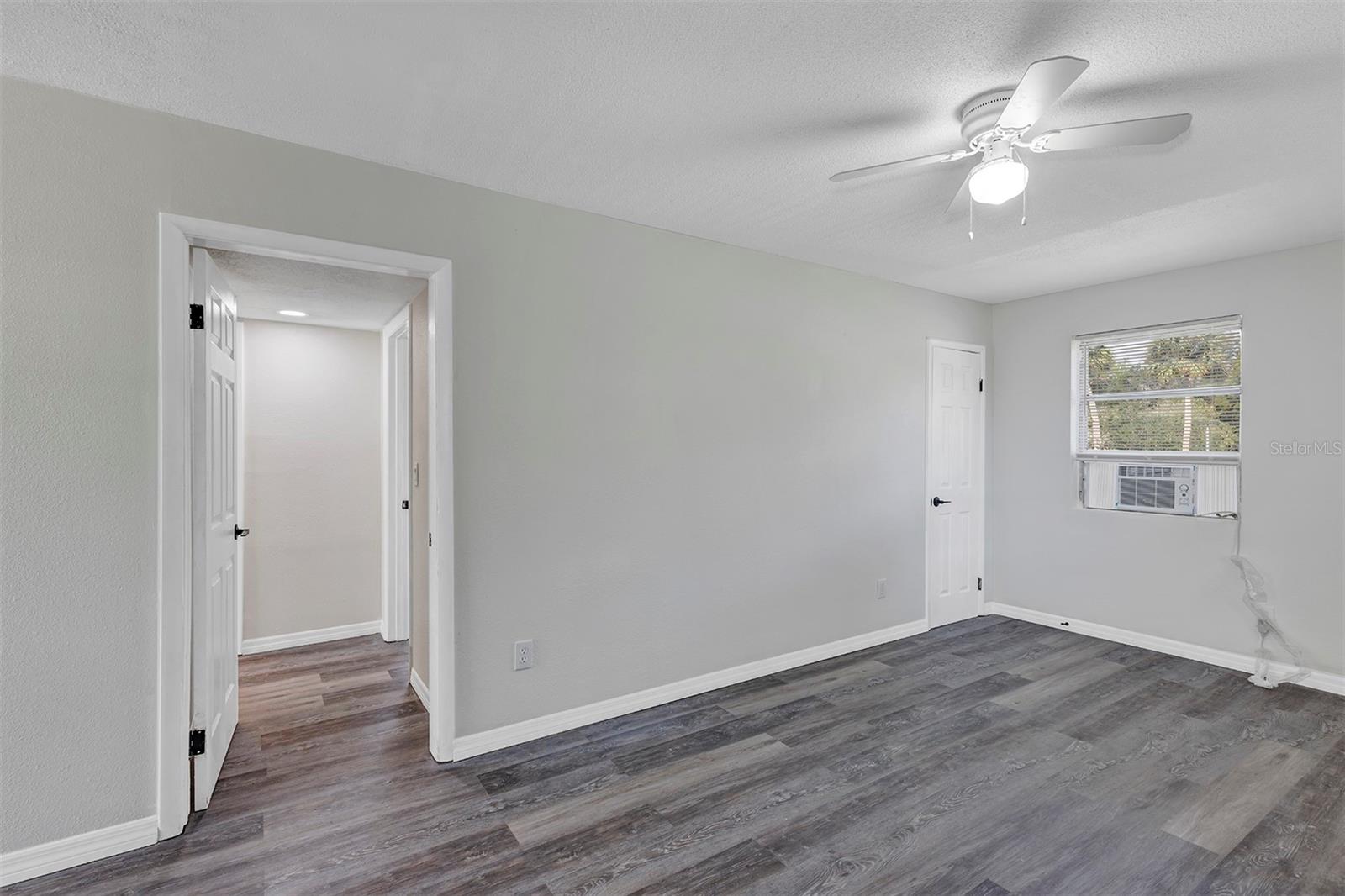 Image 3 of 13 For 751 Bellevue Avenue 4
