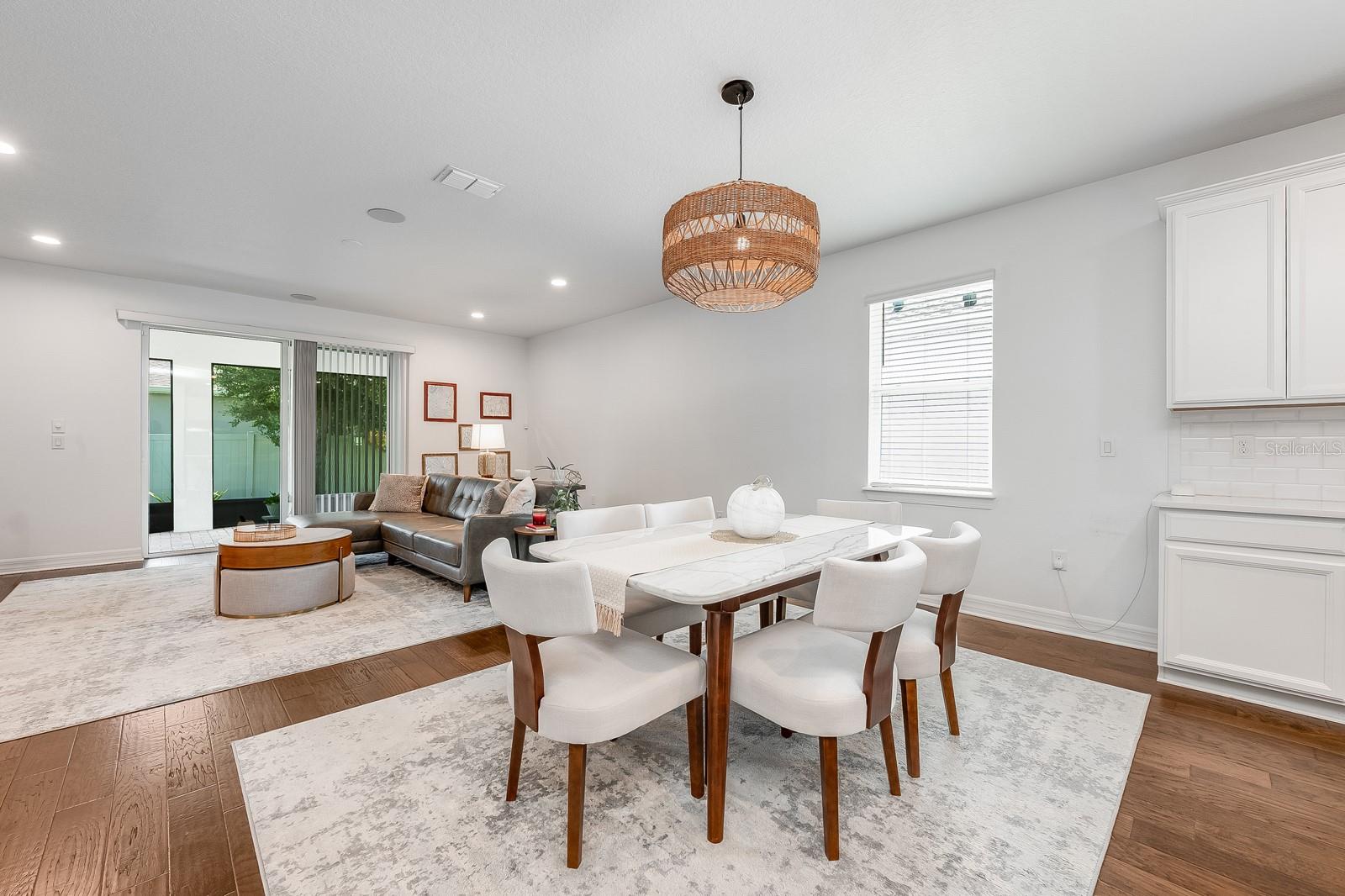 Image 4 of 30 For 3233 Sailing Pier Avenue