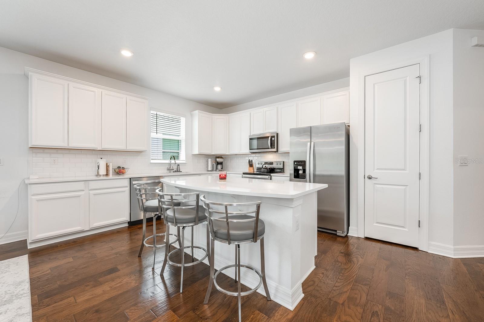 Image 9 of 30 For 3233 Sailing Pier Avenue