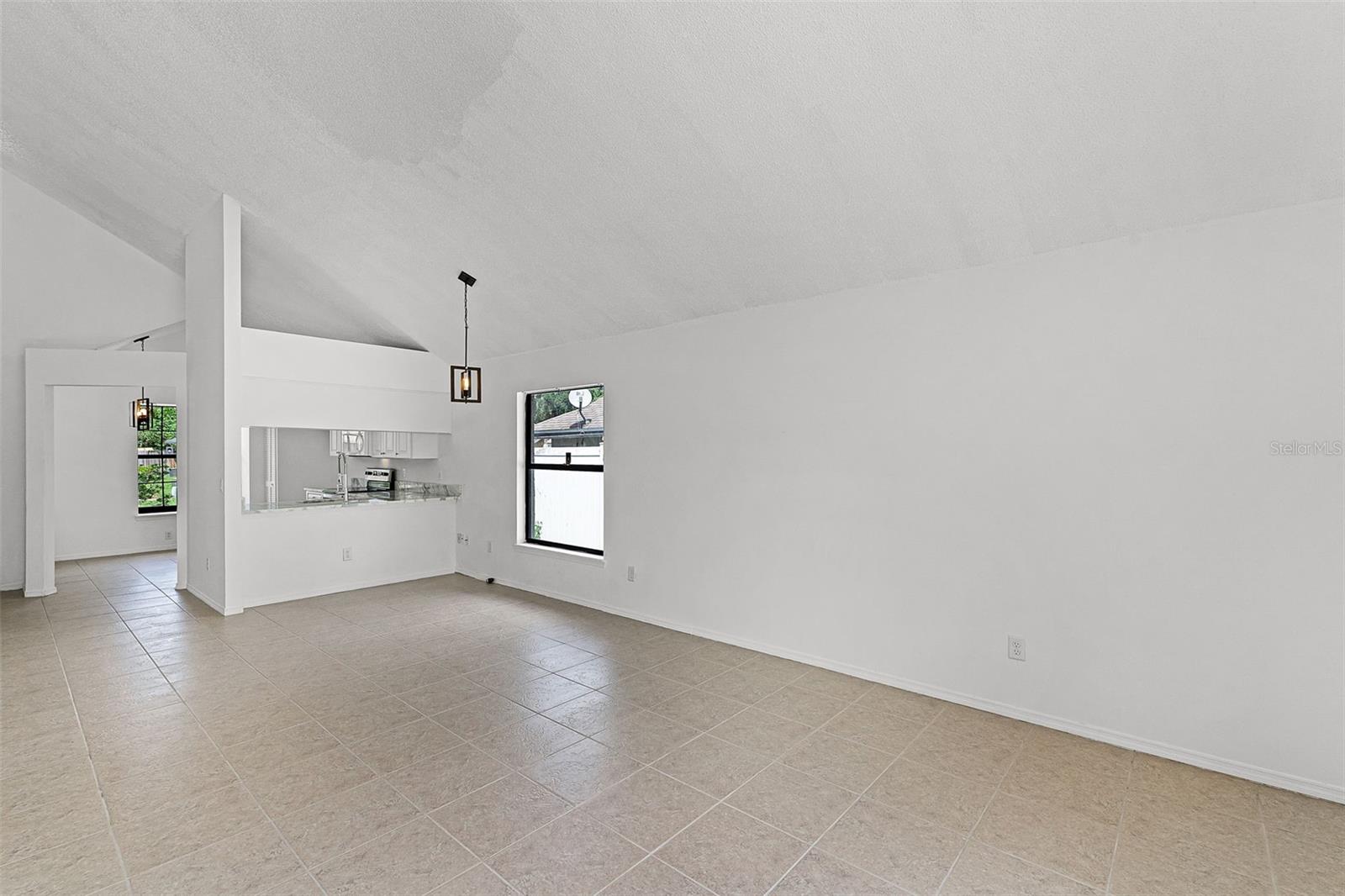 Image 11 of 19 For 4864 Old Oak Tree Court