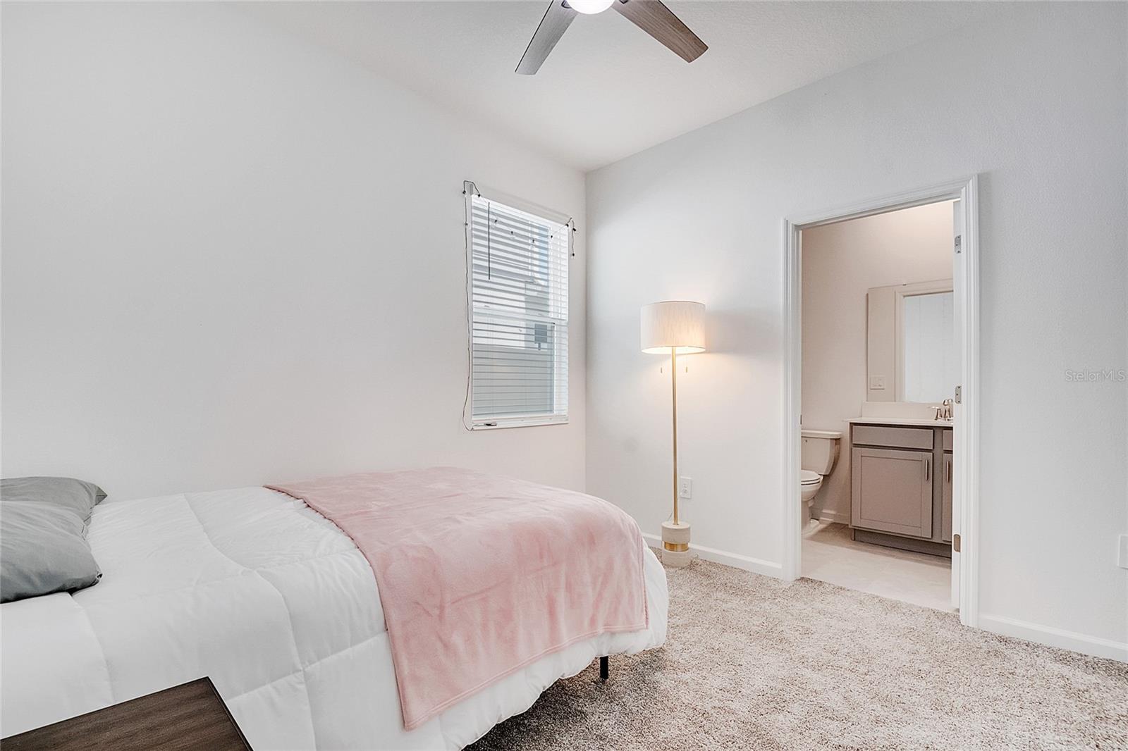 Image 18 of 47 For 2799 Coulter Pine Place