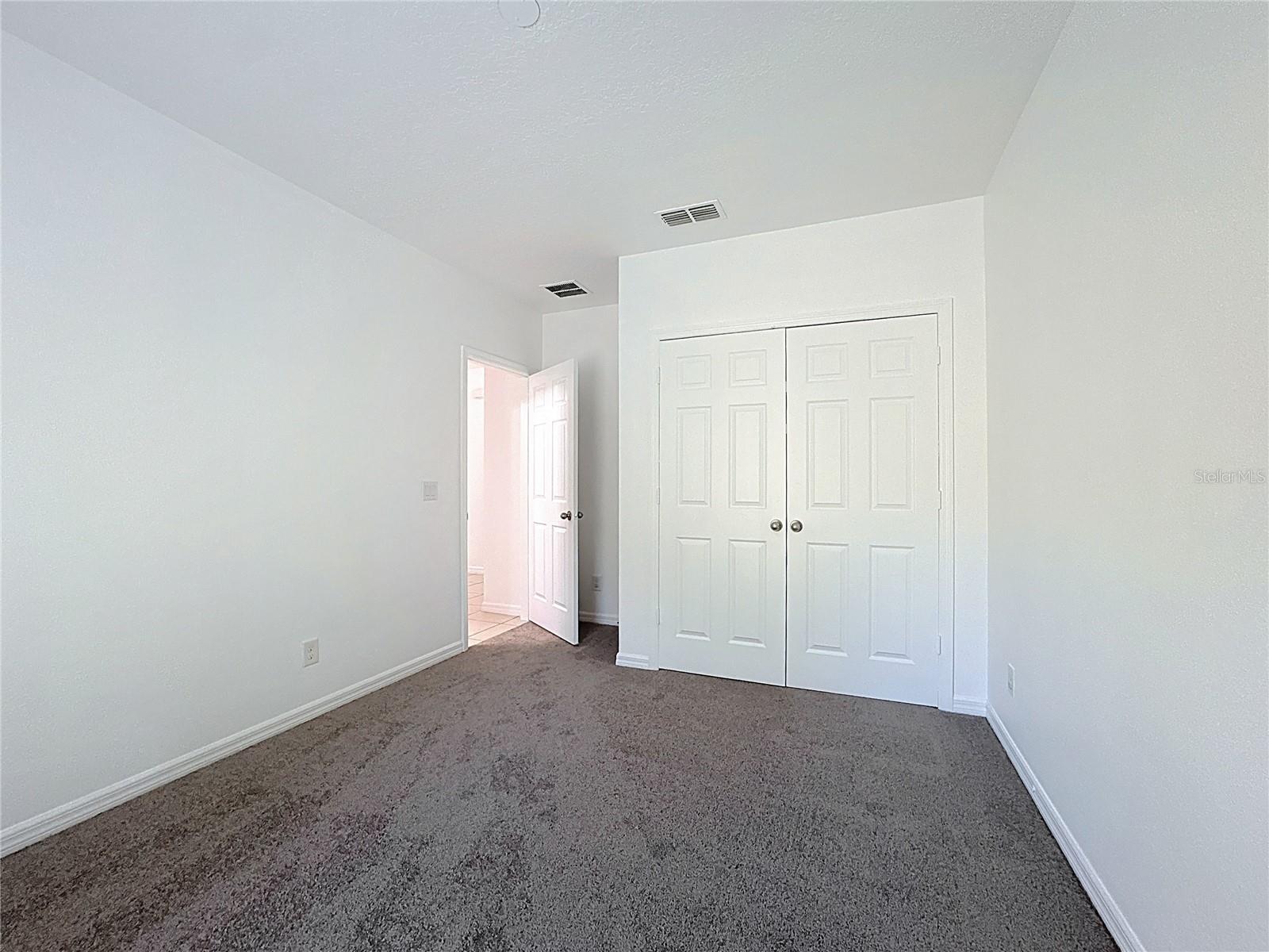 Image 15 of 34 For 662 Vitoria Road
