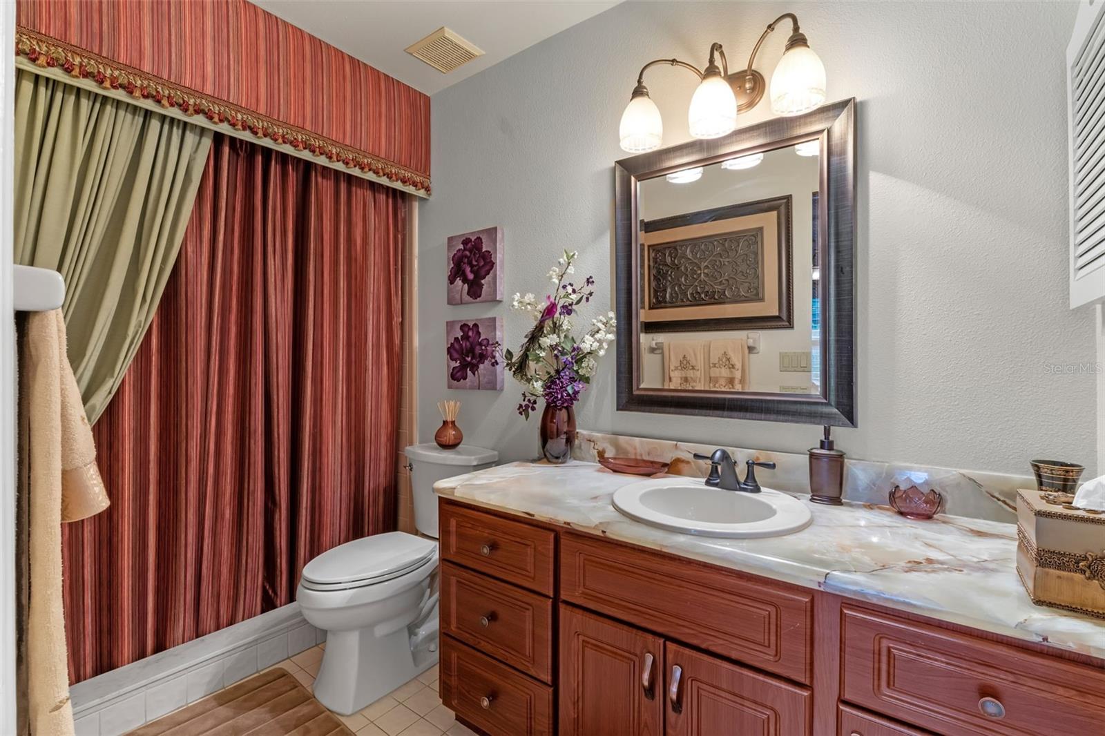 Image 27 of 58 For 14050 Marine Court