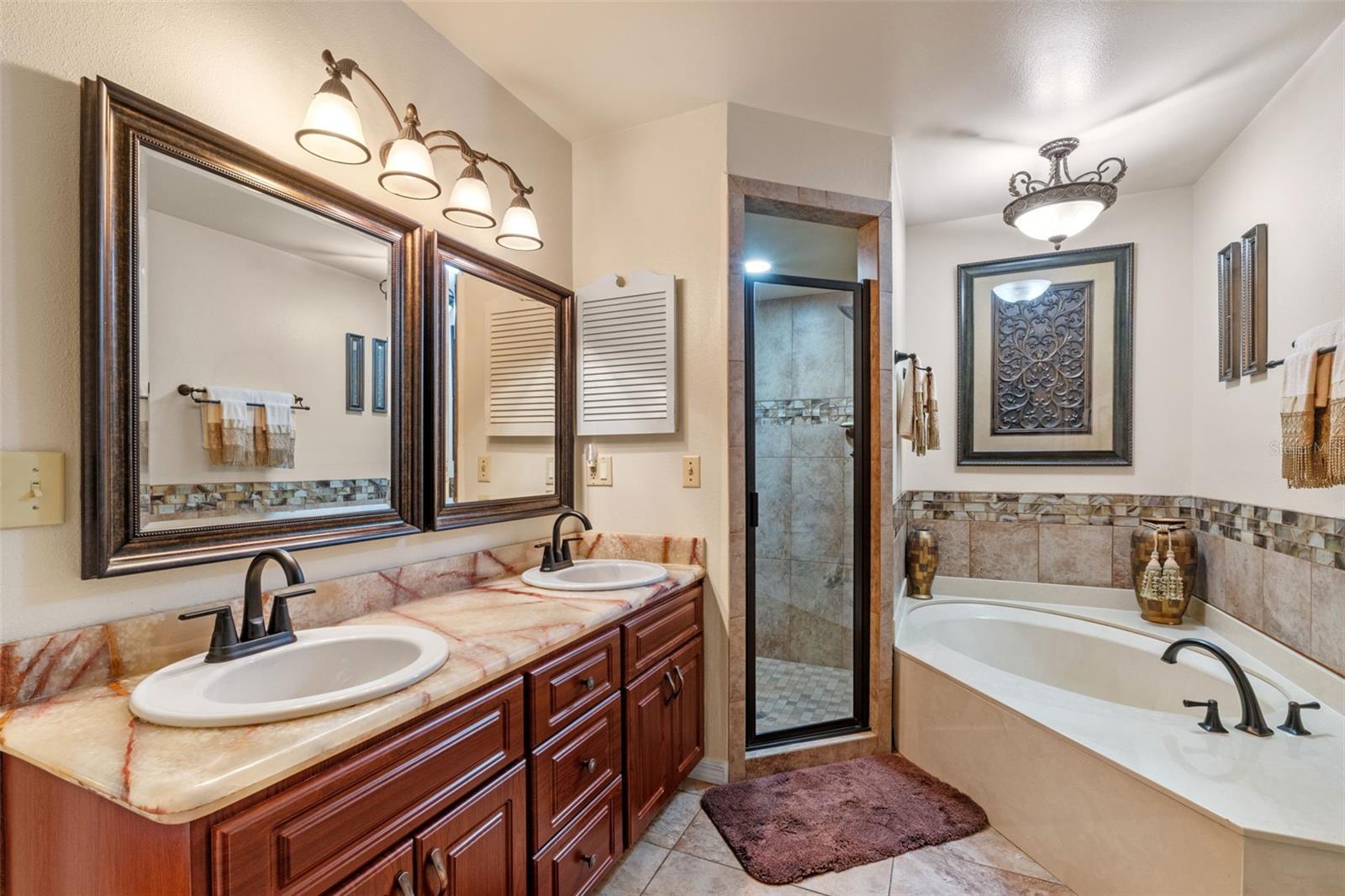 Image 34 of 58 For 14050 Marine Court