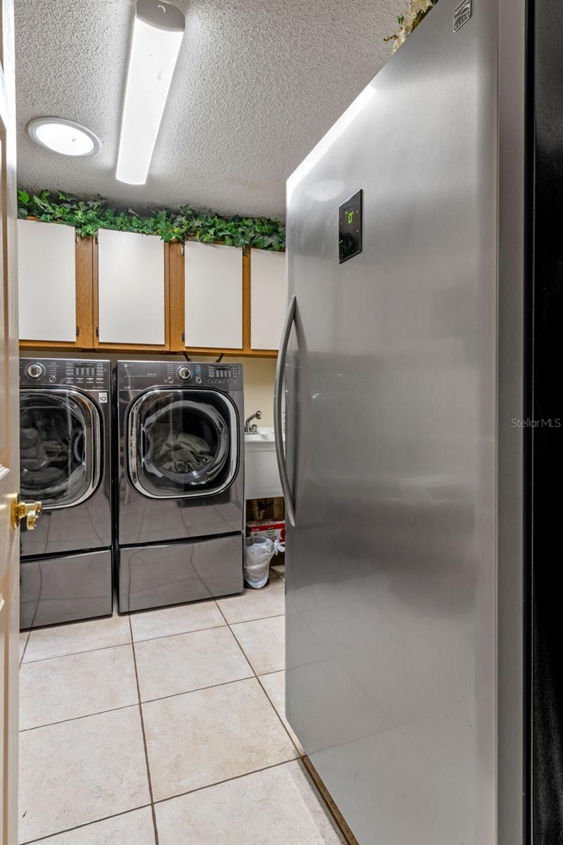 Image 35 of 58 For 14050 Marine Court