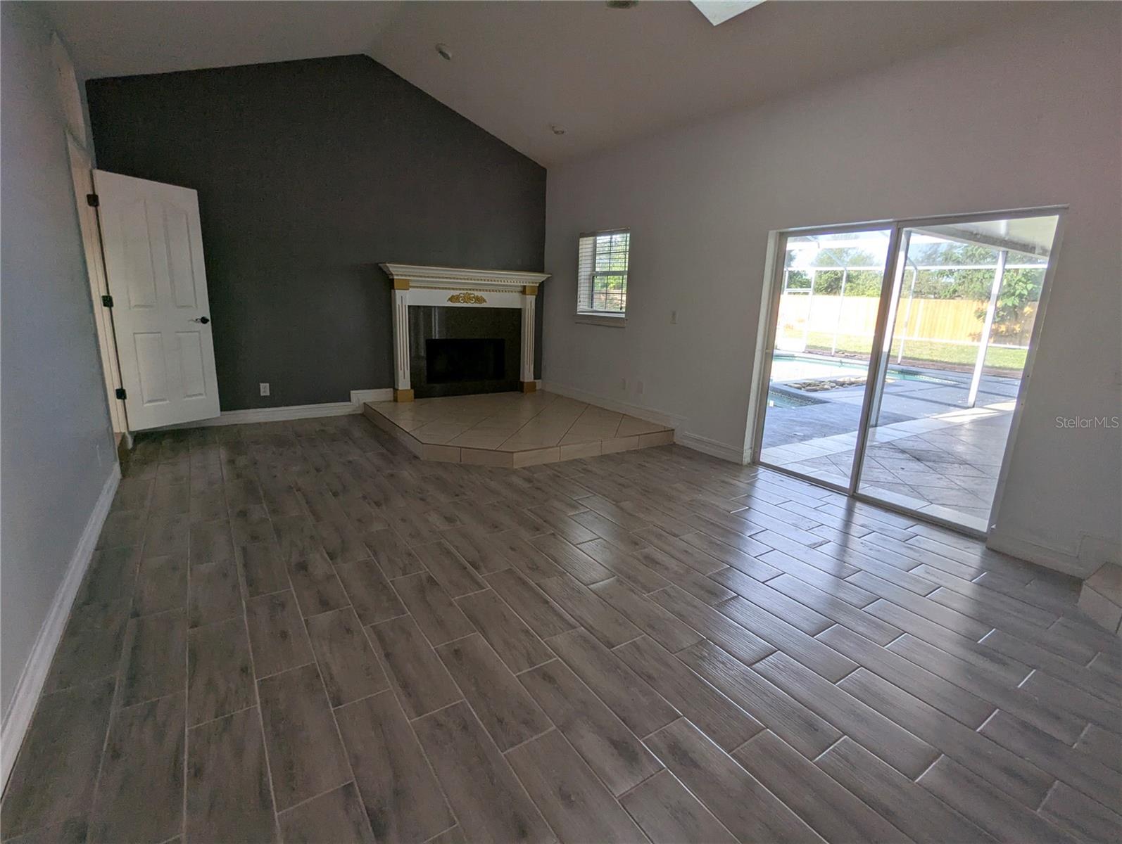 Image 45 of 64 For 8052 Oak Park Road