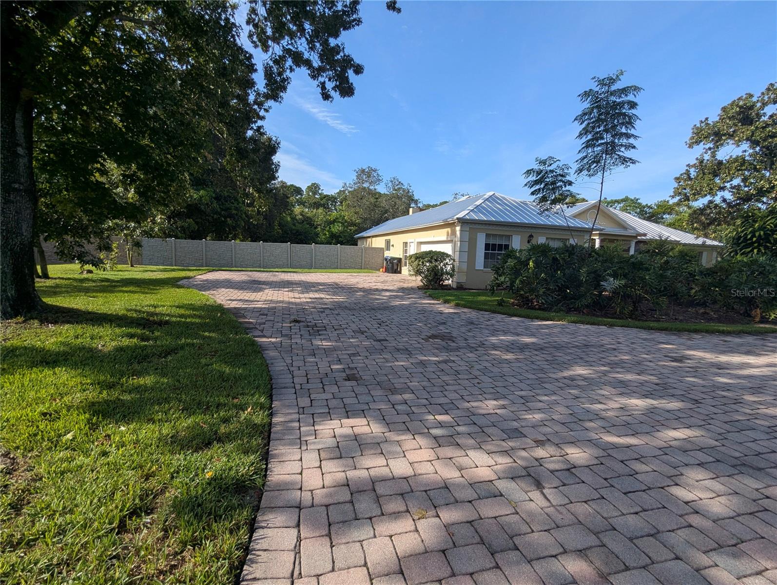 Image 7 of 64 For 8052 Oak Park Road