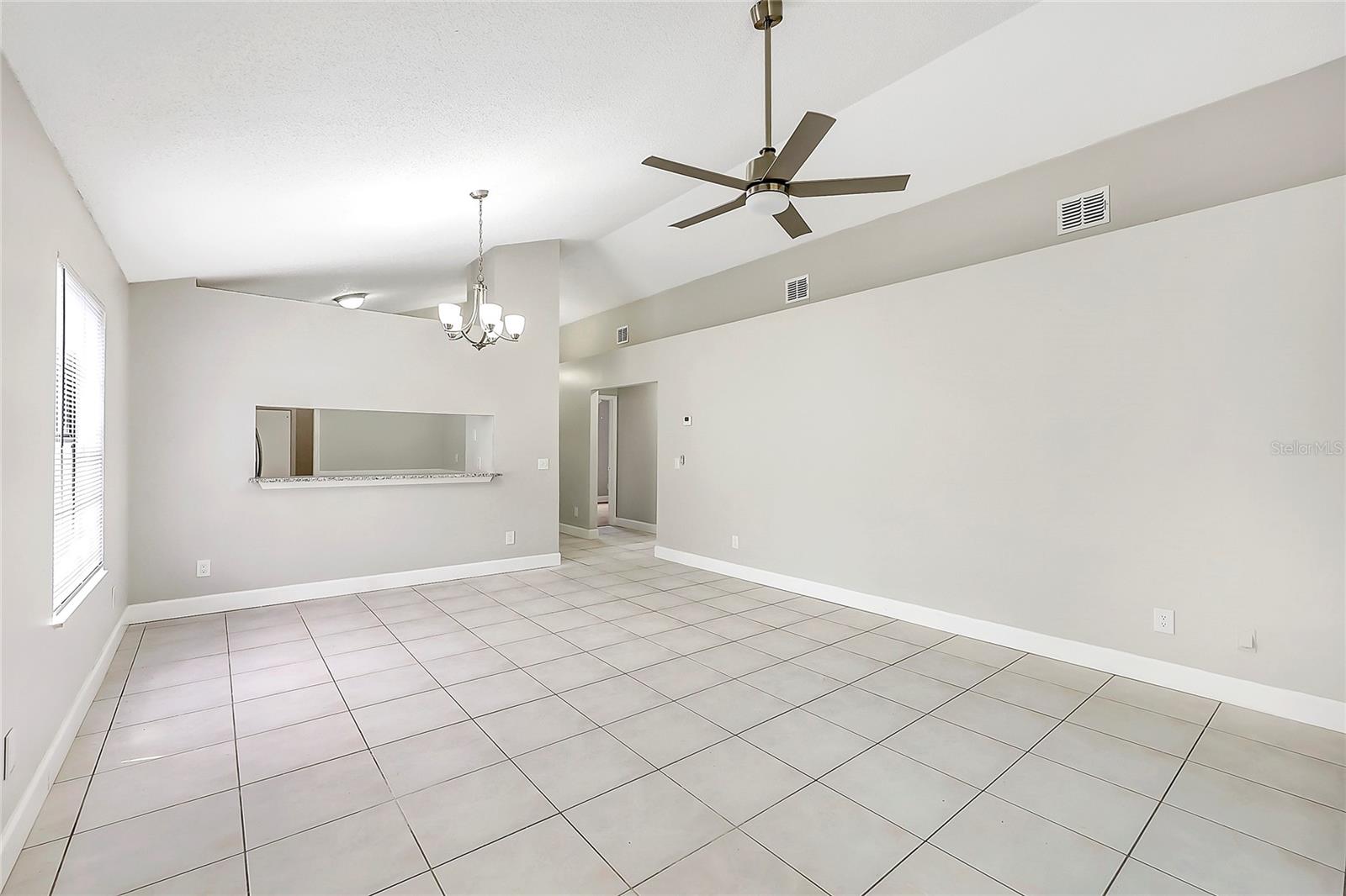 Image 11 of 30 For 4120 Gulfstream Bay Court