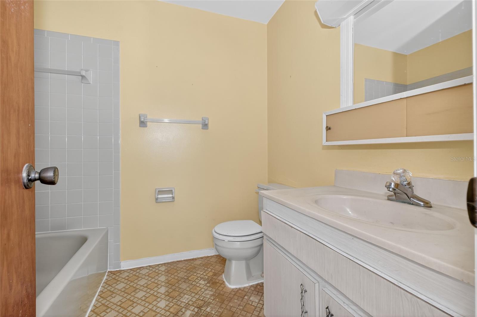 Image 15 of 22 For 1005 Ashley Avenue