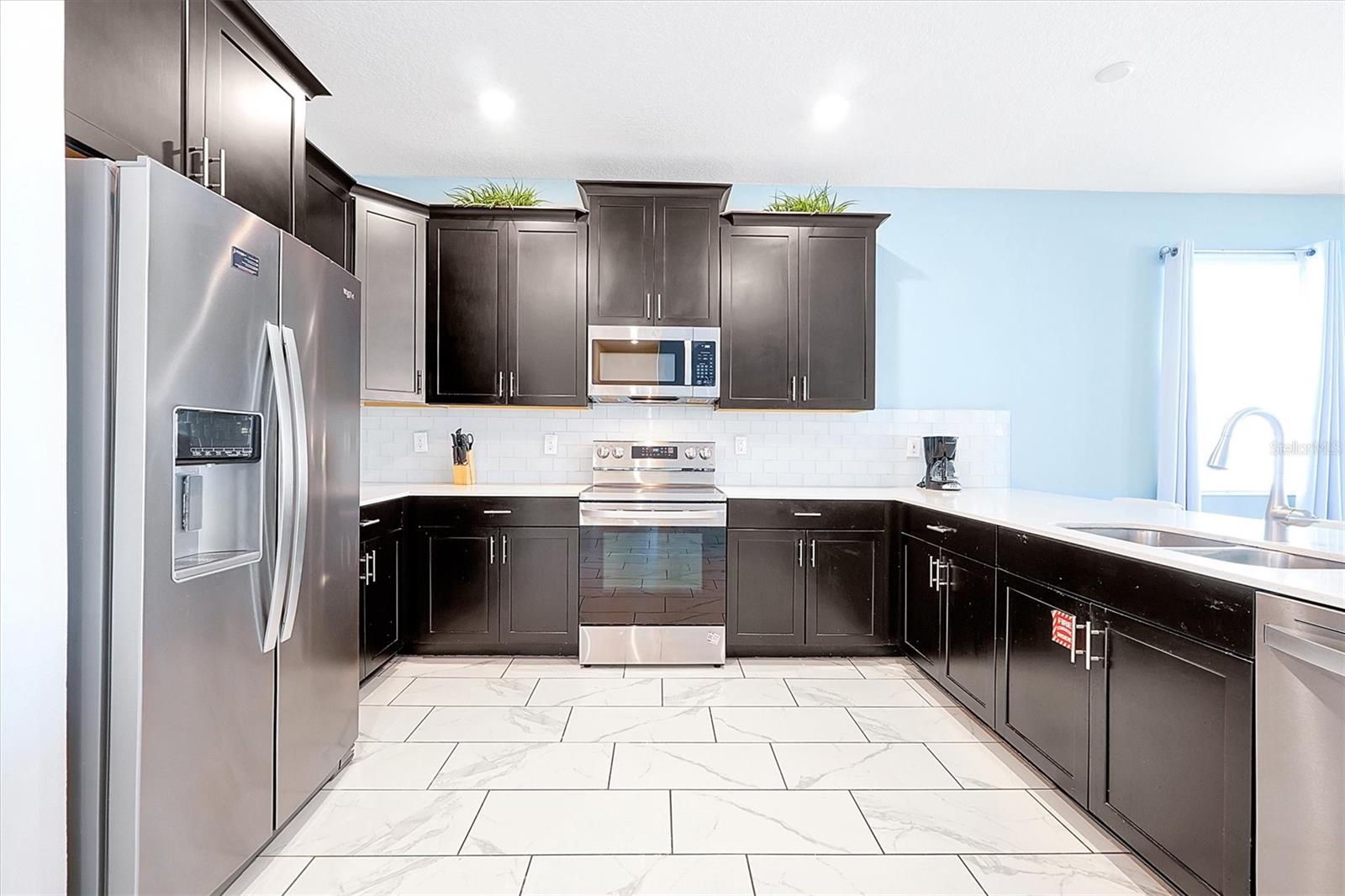 Image 11 of 41 For 1521 Flange Drive