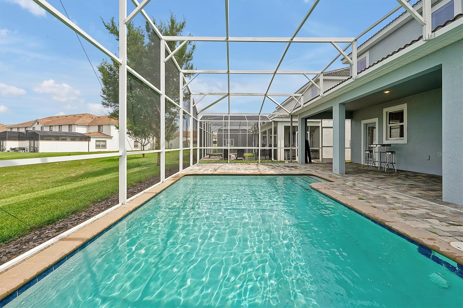 Image 17 of 41 For 1521 Flange Drive