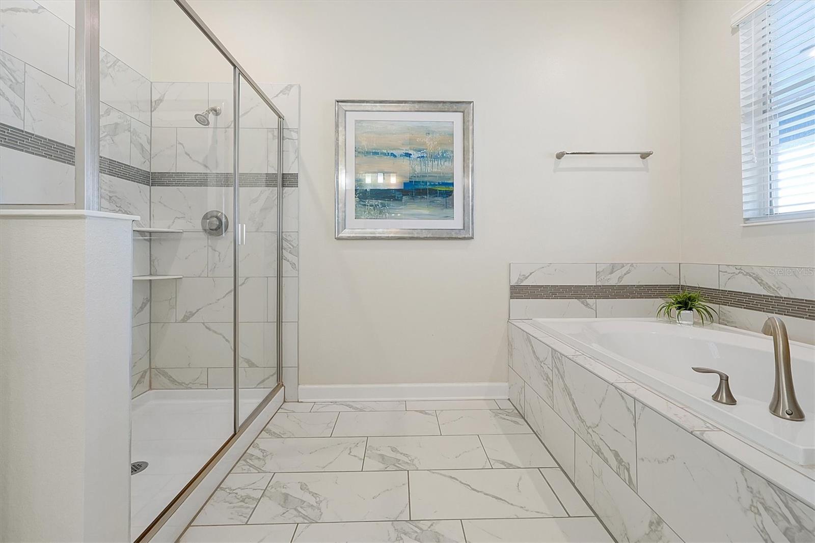 Image 21 of 41 For 1521 Flange Drive