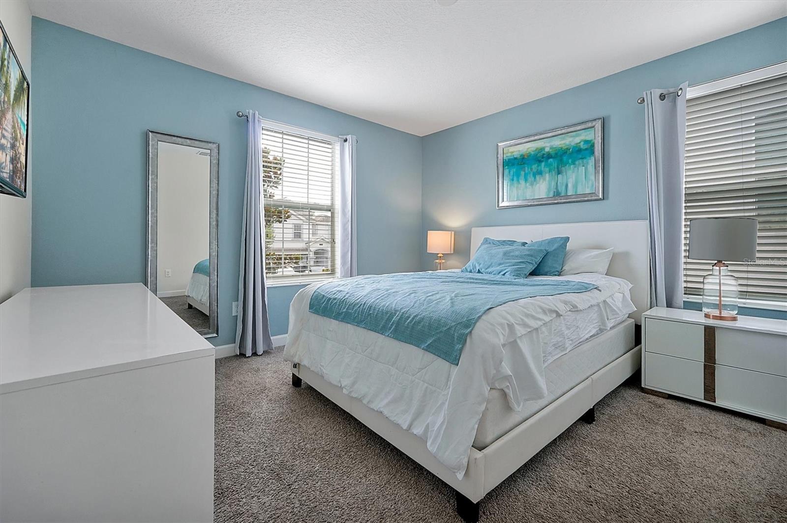 Image 40 of 41 For 1521 Flange Drive