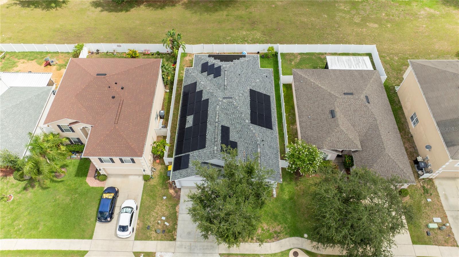 Image 3 of 62 For 162 Jocelyn Drive