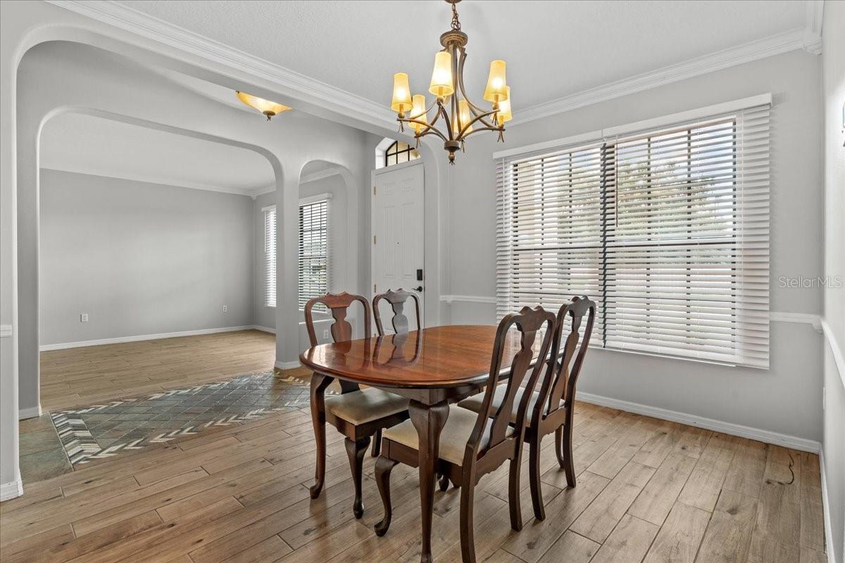 Image 11 of 46 For 2815 Briar Park Drive