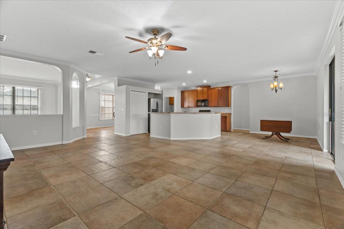 Image 17 of 46 For 2815 Briar Park Drive