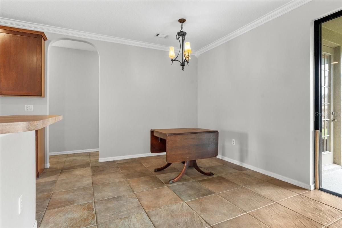 Image 21 of 46 For 2815 Briar Park Drive