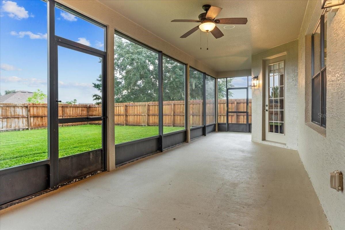 Image 37 of 46 For 2815 Briar Park Drive