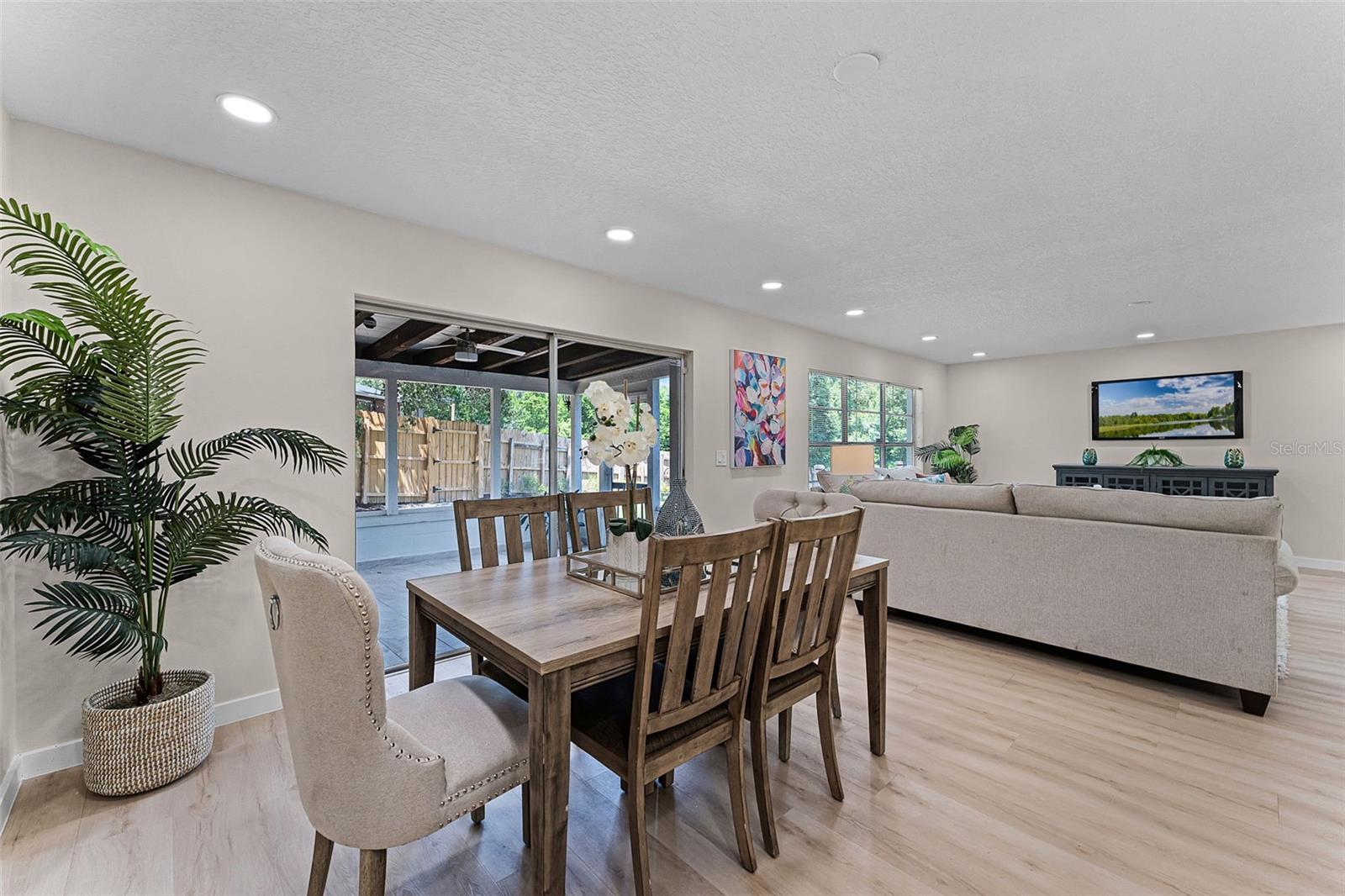 Image 15 of 56 For 110 Tedworth Court