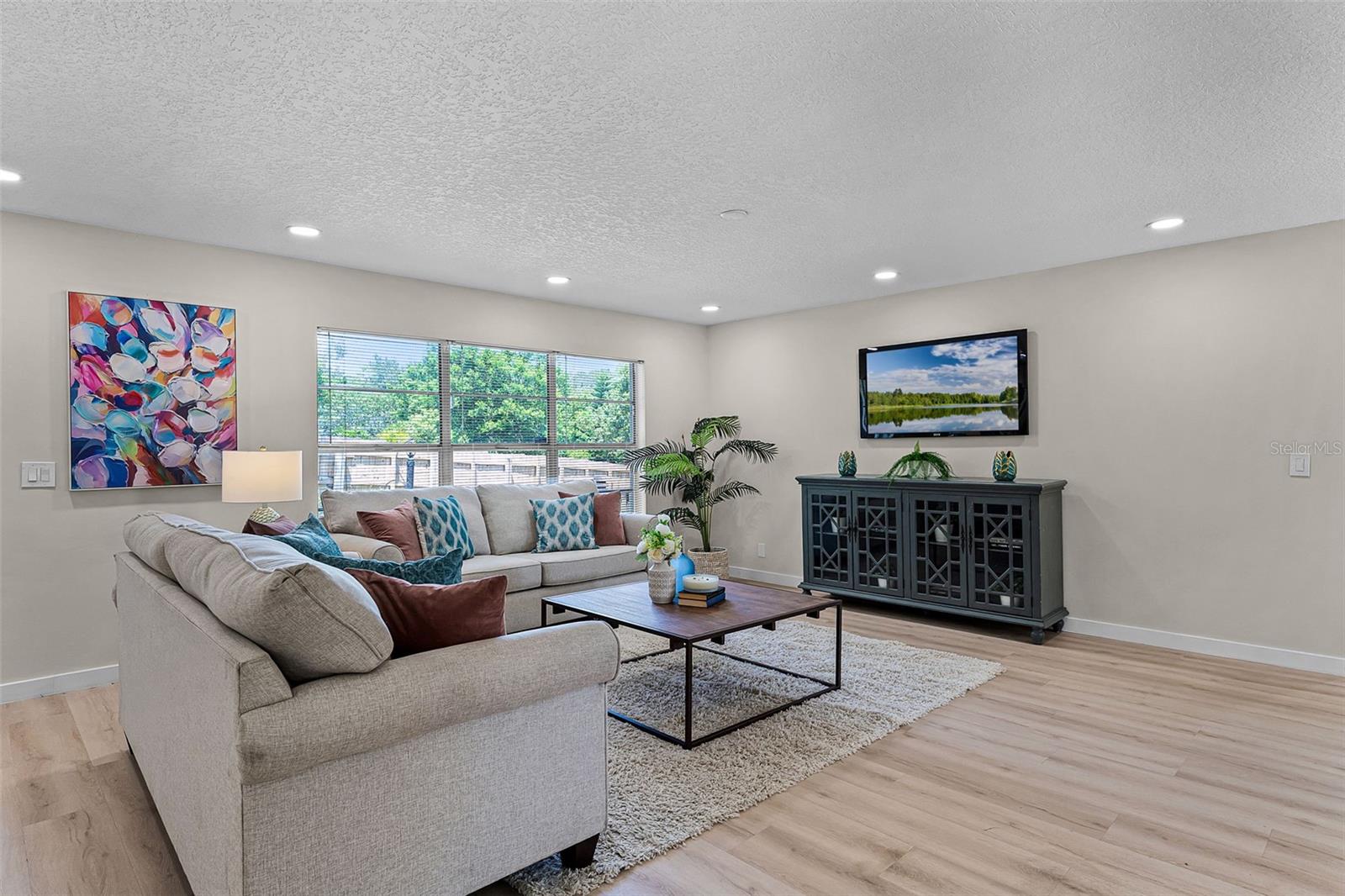 Image 9 of 56 For 110 Tedworth Court