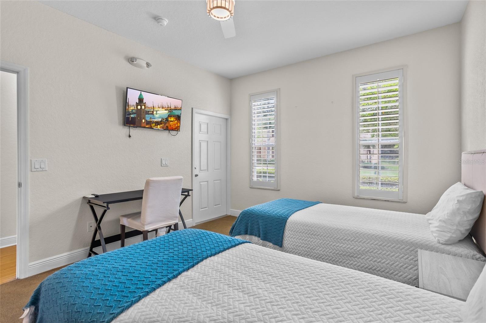 Image 12 of 57 For 3102 Calabria Avenue 3102